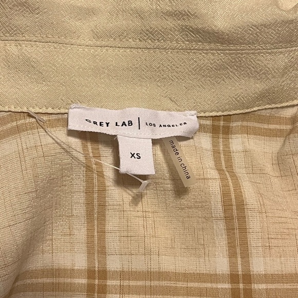 Plaid Button Down Top - Picture 2 of 2